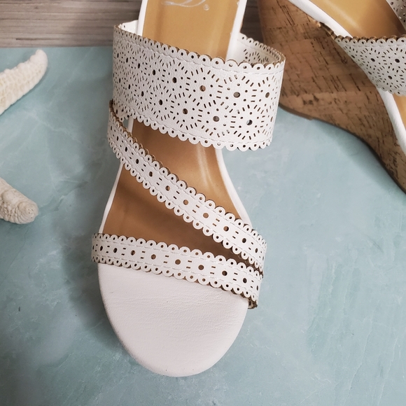 NEW Off White Cork Wedge Sandal - Picture 4 of 6
